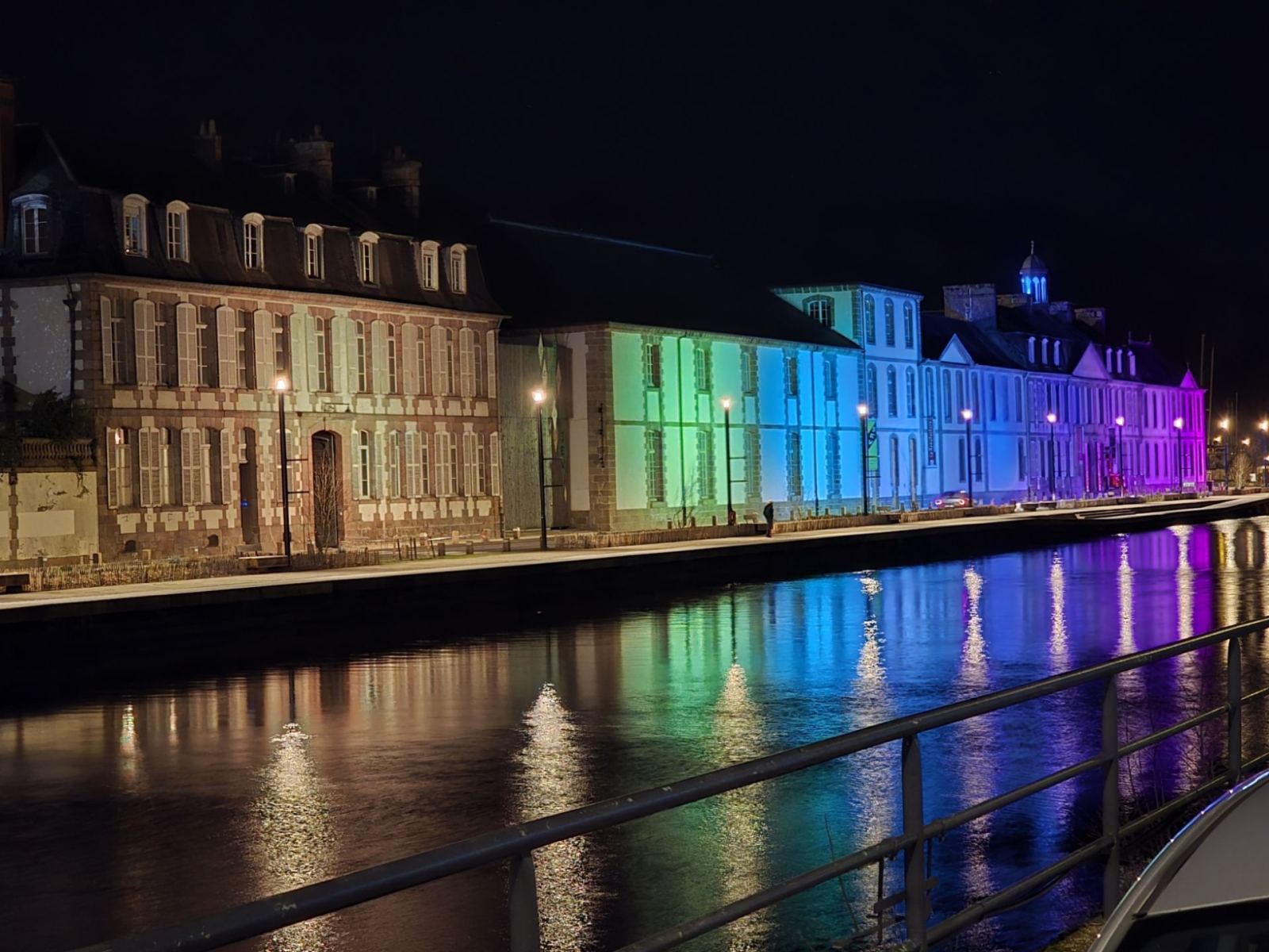 Mises En Lumiere